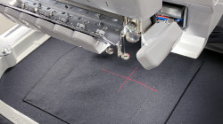 Image of EMBROIDERY CROSSHAIR POSITIONING LASER
